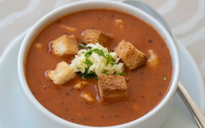 Caldinho de feijão como o de boteco: receita fácil e cremosa para aquecer (ou petiscar!)
